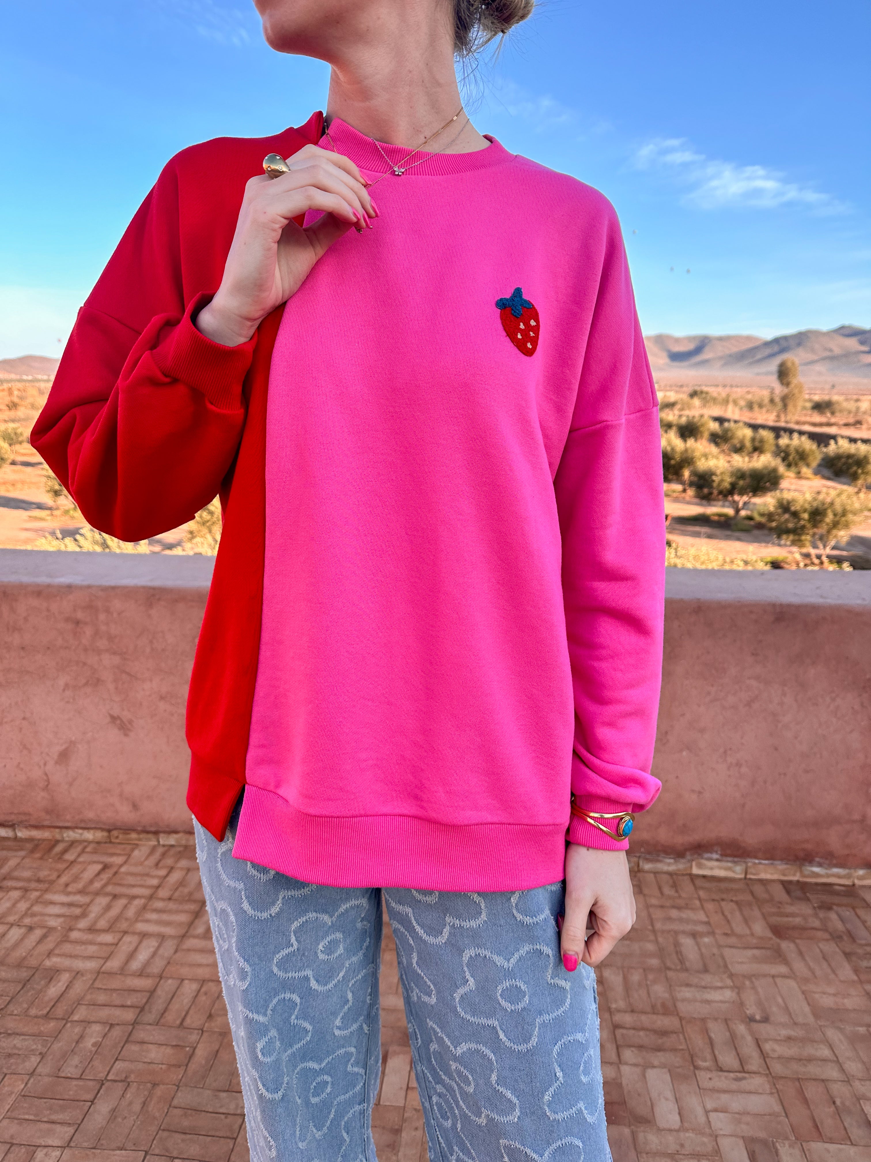 Strawberry sweater roze/rood